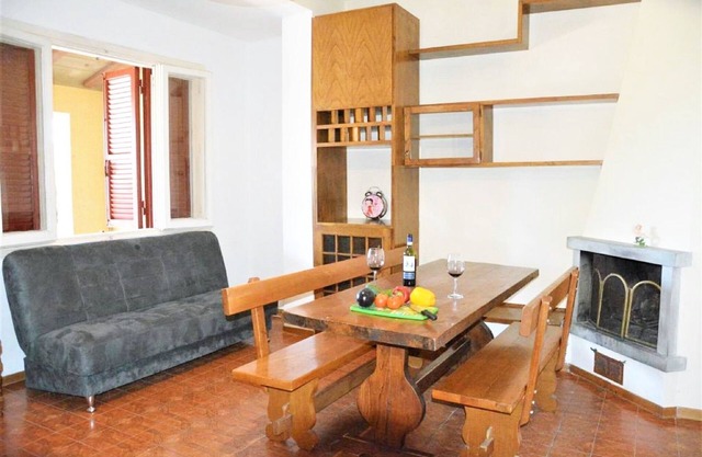 Einladendes Ferienhaus mit Garten