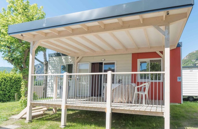 Mobilehome mit Terrasse, Klimaanlage und Pool