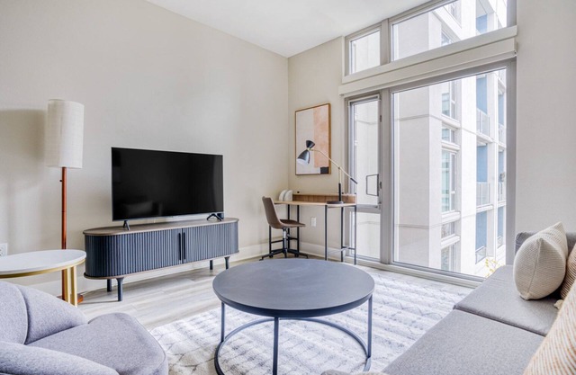 Mod Mission Bay 1BR w/ Gym & Pool, walk to Caltrain & Muni, by Blueground