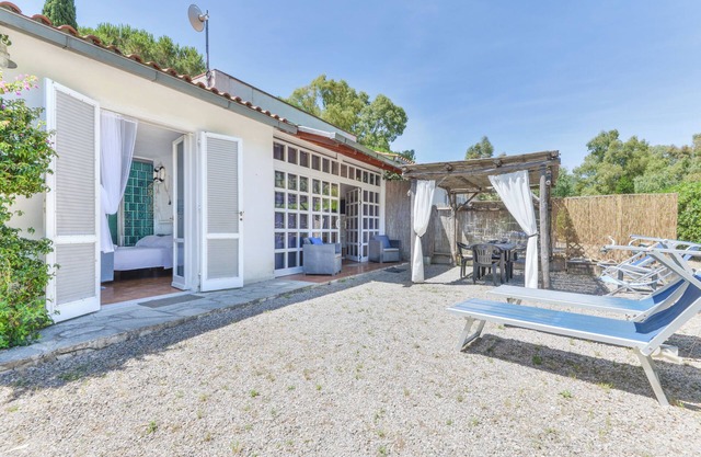 Modernes Apartment mit Garten, Klimaanlage und WLAN