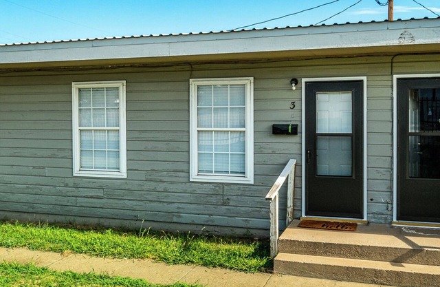 Modern 1-Bedroom Apartment in Borger TX, WiFi Included