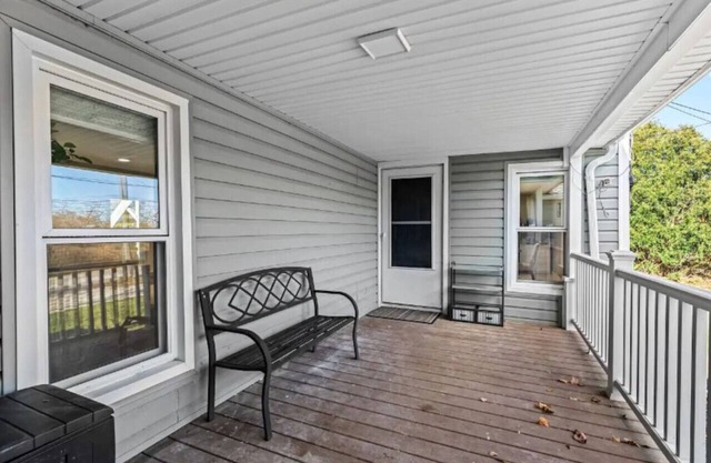 Modern 1 Bedroom Lower-Level Apartment in Plymouth