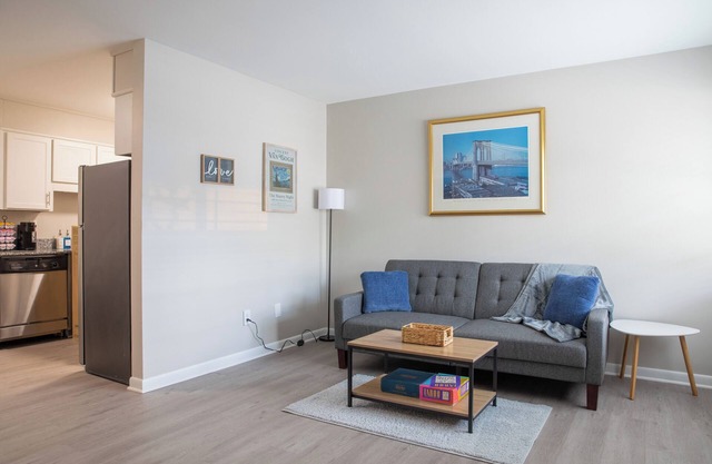 Modern 1BR by UAB & St. Vincent's - Prime Location!