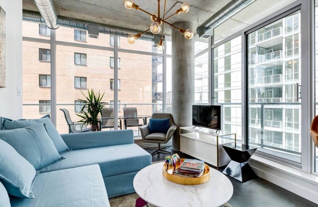 Modern 1BR Condo for 4 | Great Views + Balcony!