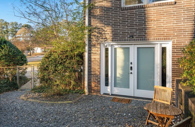Modern 1BR Retreat Perfect for Long Term Stays