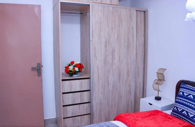 Modern 1BR w/fab ambiance SouthB