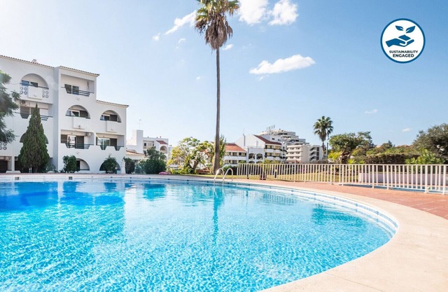 Modern 1BR w/ Pool & A/C Near the Beach