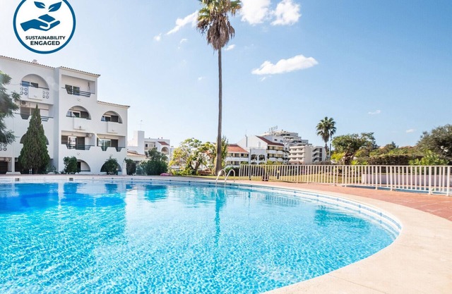 Modern 1BR w/ Pool & A/C Near the Beach