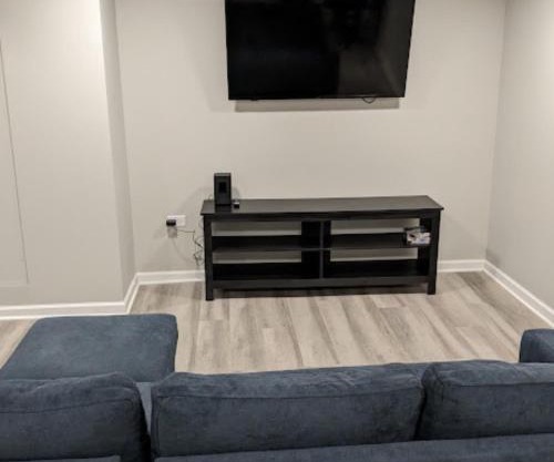 Modern 2 BDRM Apartment in Chicago