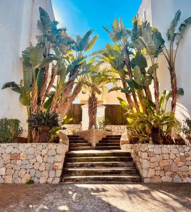 Modern 2 bedroom apartment 5mins from golf course