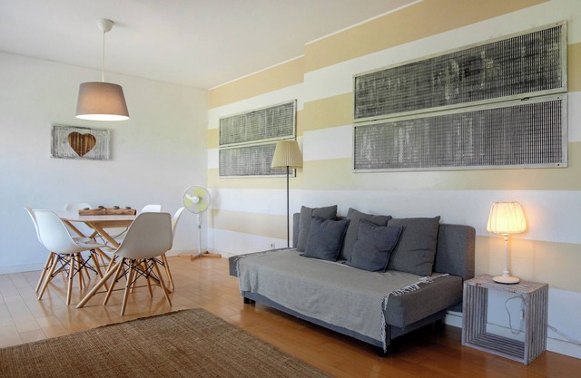 Modern 2-Bedroom Apartment in Expo