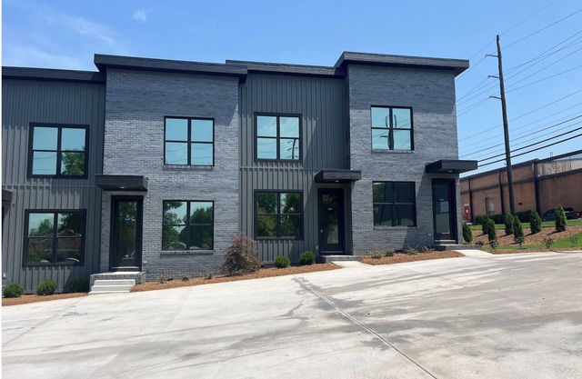 Modern 2 Bedroom Condo steps away from Downtown Dalton