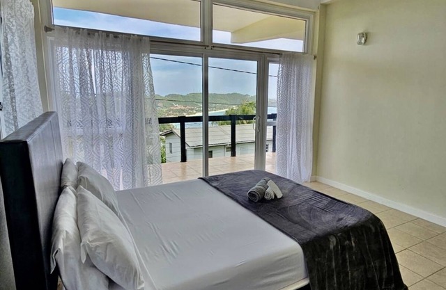 Modern 2 bedroom grandanse beach view