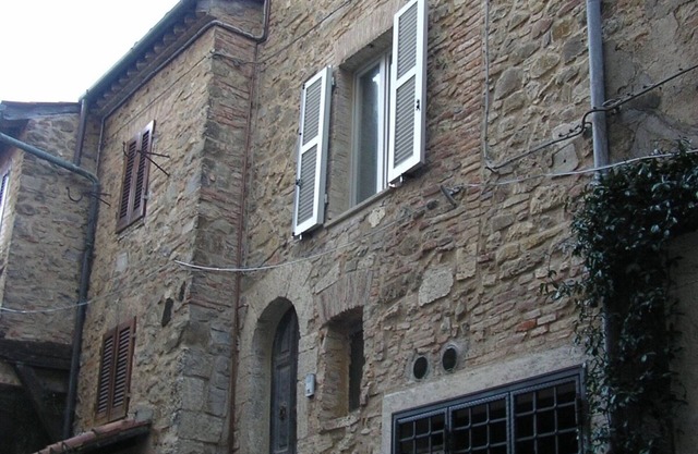 Modern 2 bedroom house in Montemerano, a medieval village close to hotsprings