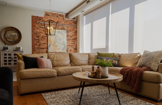 Modern 2 Bedroom Loft Downtown Kingston
