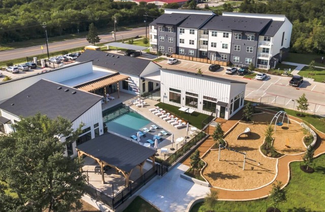 Spectra Parks 8206, Modern 2Br Apartment