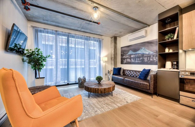 Modern 2BR Suite Old Montreal B5