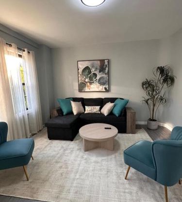 Modern 3 Bed House in Black Rock