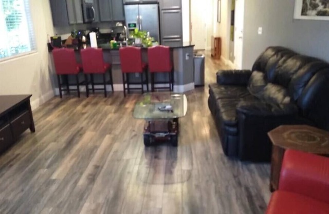 Modern 3 bedroom home in great location