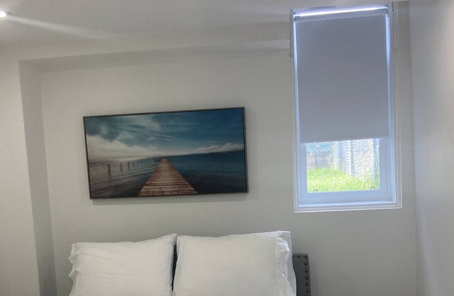 Modern 3 beds, free parking