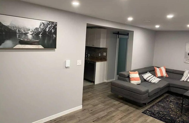Modern 3 BR Lower Level Unit - Family Friendly w/ Free Parking