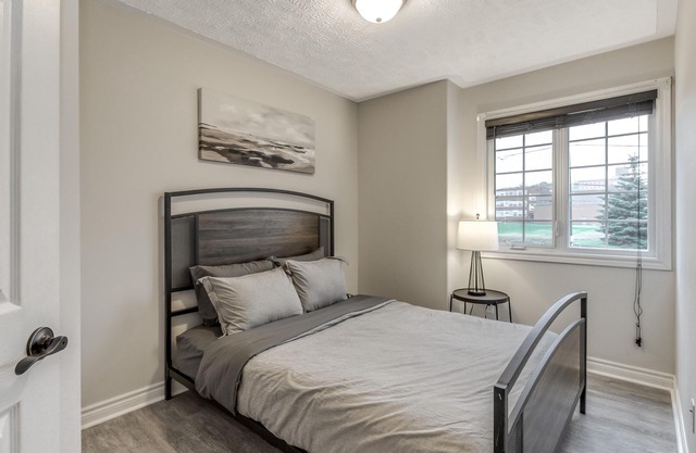 Modern 3br 3 ba house near downtown w/ amenities