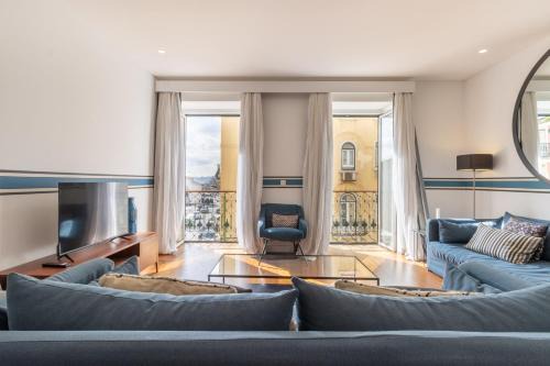 Modern 3BR, terrace, AC/heating & self check-in