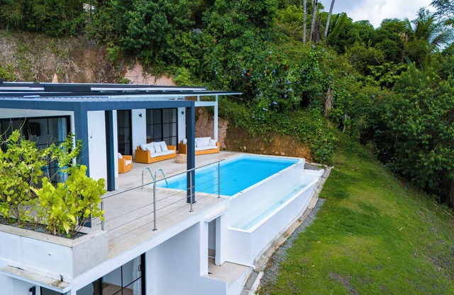Modern 3BR Villa w/ Pool – Perfect for Groups