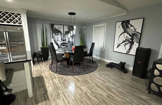 Modern-4bedroom Getaway