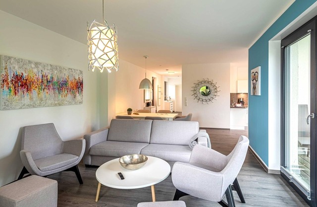 Moderne 5 Sterne Ferienwohnung mit Dachterrasse am Krakower See