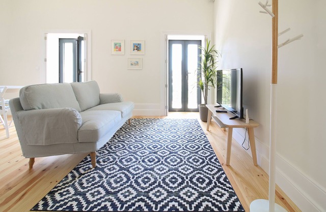MODERNE UND ZENTRALE WOHNUNG