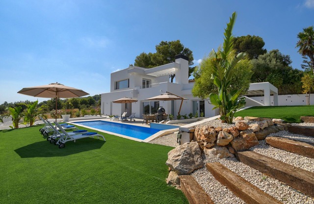 Moderne und komfortable Villa in Javea, Costa Blanca, Spanien mit privatem Pool für 6 Personen