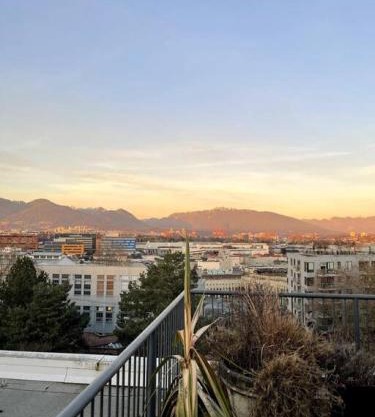 Modern and Specious Condo right off Main St