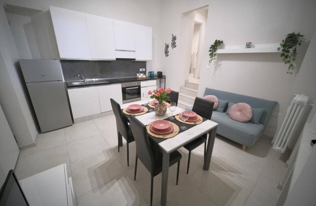 Modern apartment ❴ 300 mt. from PORTA NUOVA ❵