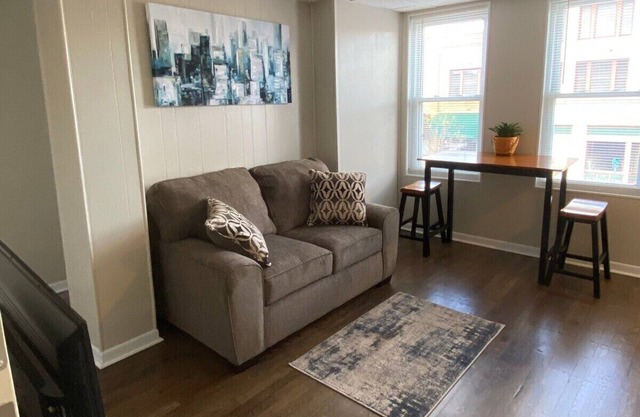 (20)1 Bedroom-Apartment-Queen-Eigenes Badezimmer
