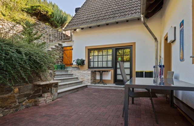 Moderne Ferienwohnung mit Garten im Hunsrück