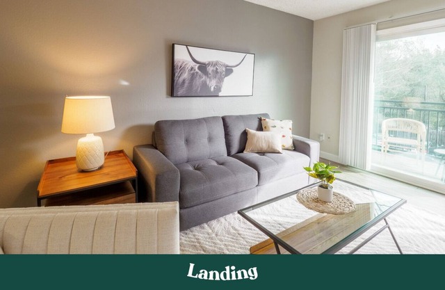 Modern Apartment in Prime Location (ID8965)