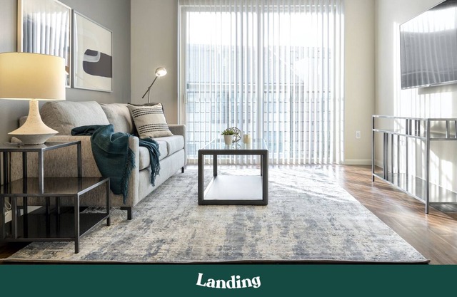 Modern Apartment in Prime Location (ID2997X64)