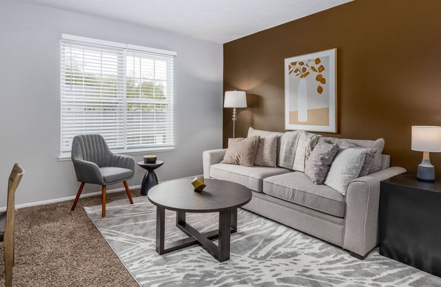 Modern Apartment in Prime Location (ID7750X07)