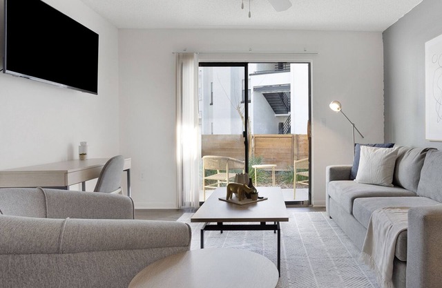 Modern Apartment in Prime Location (ID9246X31)