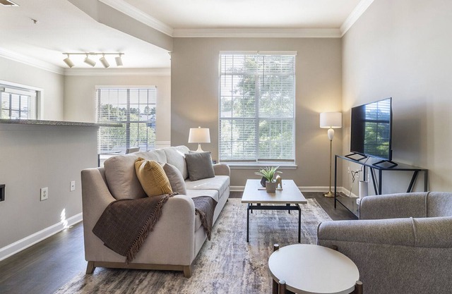 Modern Apartment in Prime Location (ID4486X21)