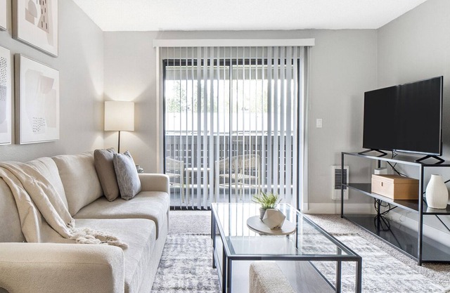 Modern Apartment in Prime Location (ID9454X04)