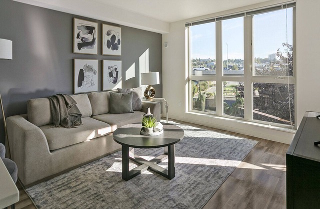 Modern Apartment in Prime Location (ID6509X60)