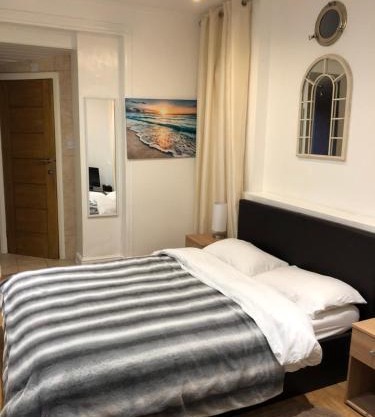 Modern Apartment in Twickenham Highstreet