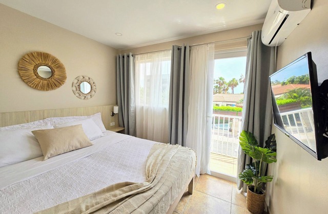 Modern apartment near Palm Beach
