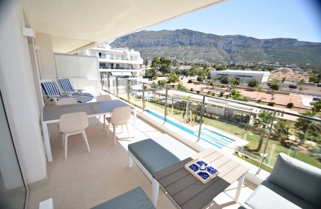 Top Appartement in zentraler Lage mit atemberaubendem Blick auf Mongoin Denia