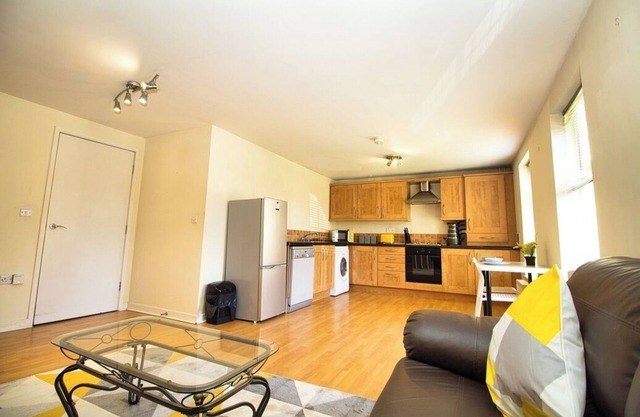 Modern Apartment - Quiet Location
