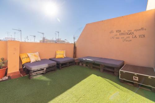 Modern Apartment with Terrace & BBQ