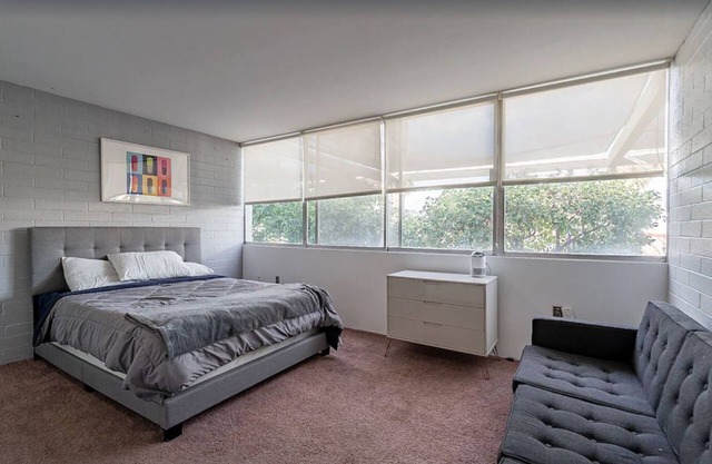 Modern Arcadia Condo - Walking Distance to LGO and Postino!
