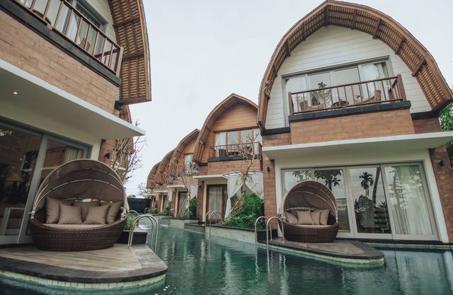 Modern Balinese architecture design villa in Ubud